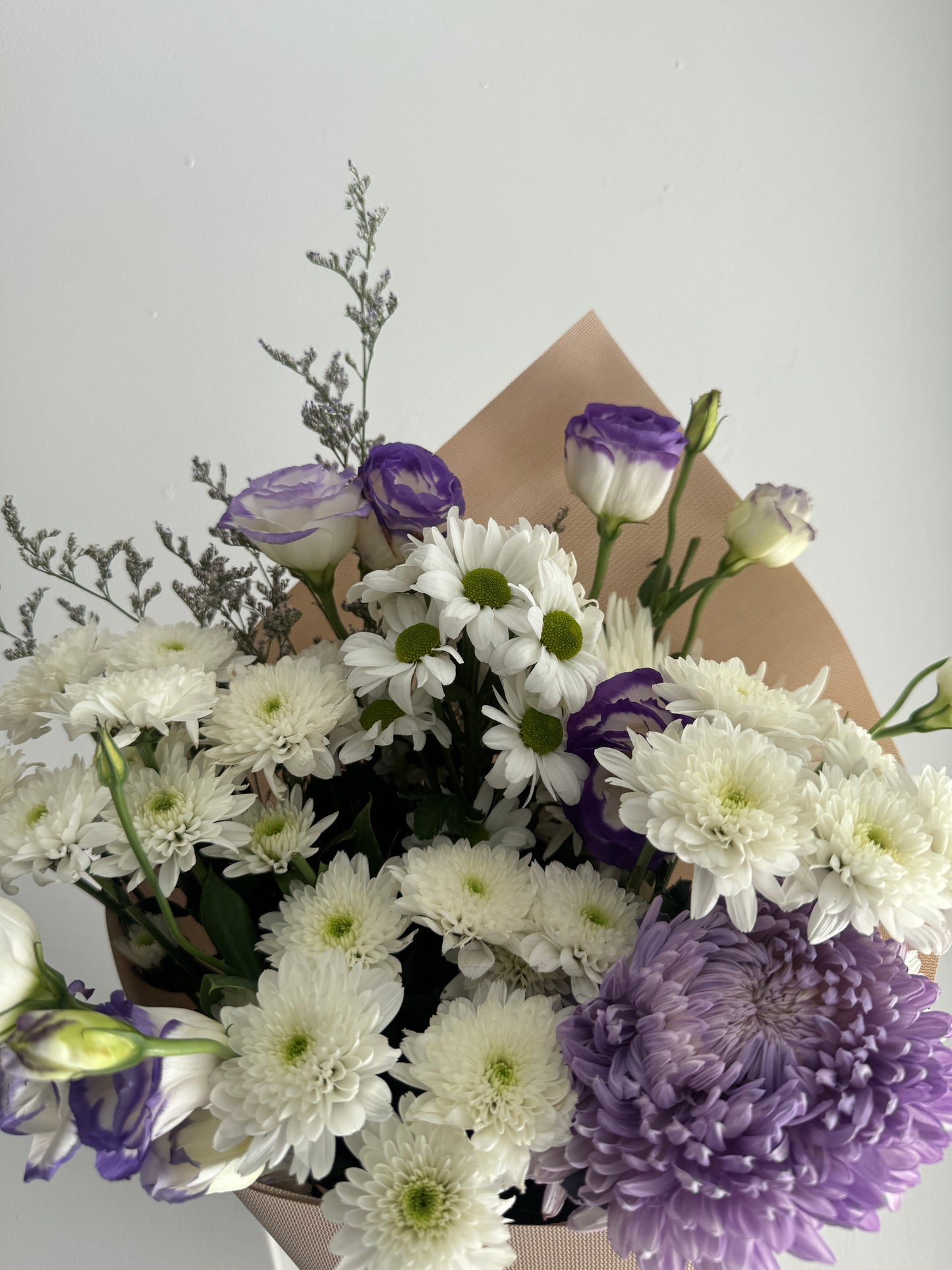 Daily Bunch (Vase Arrangement)