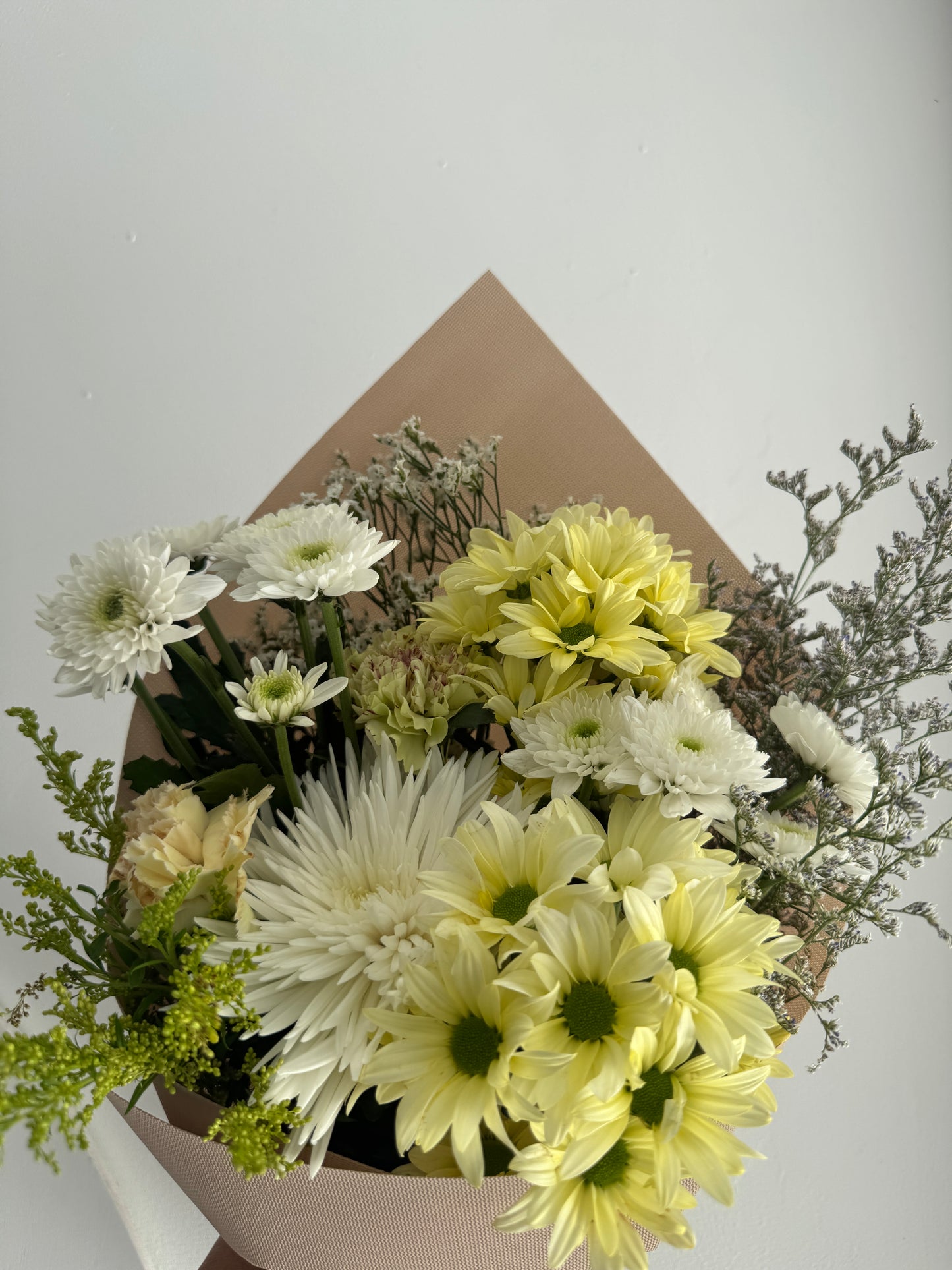 Daily Bunch (Vase Arrangement)