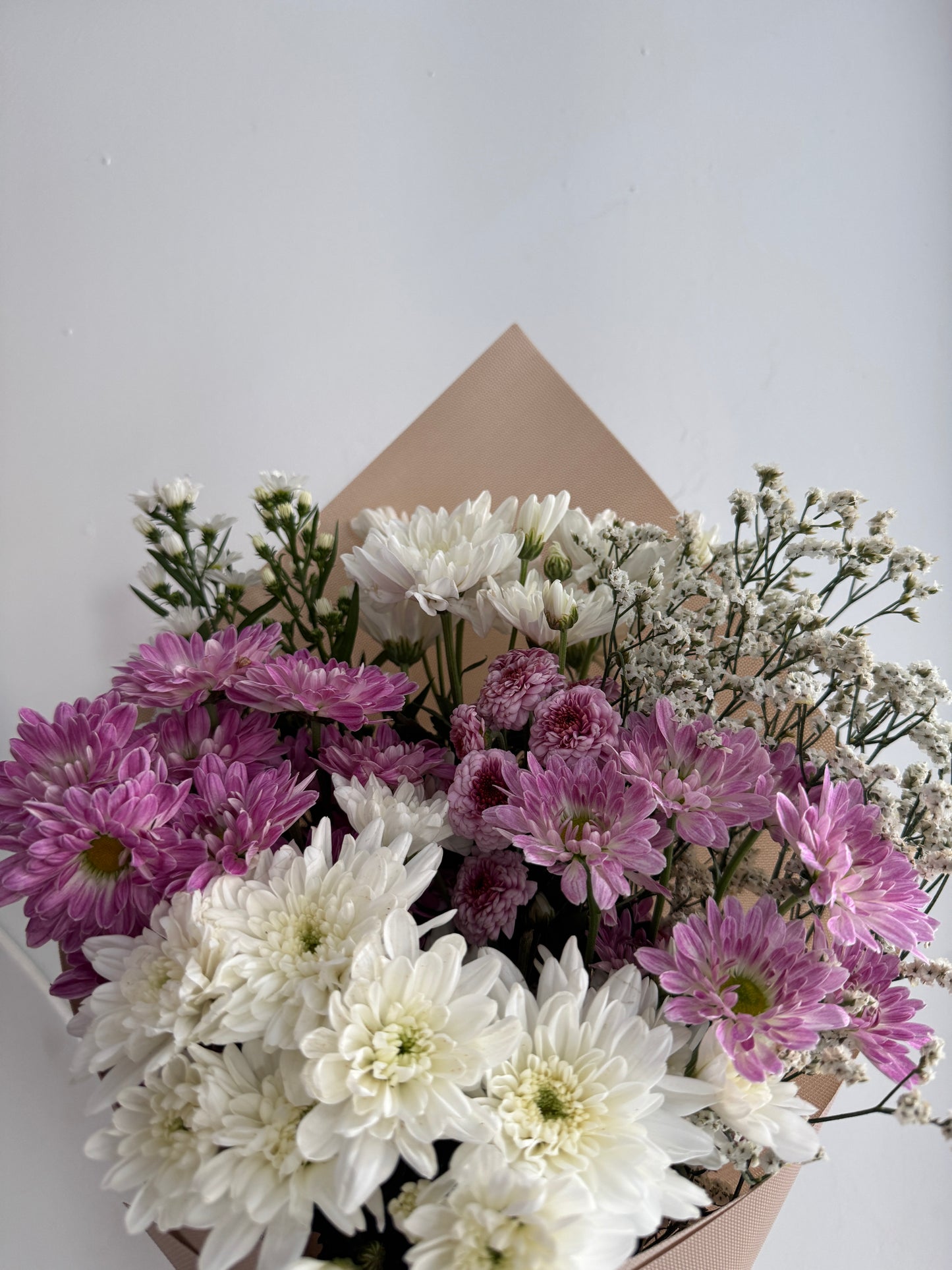 Daily Bunch (Vase Arrangement)