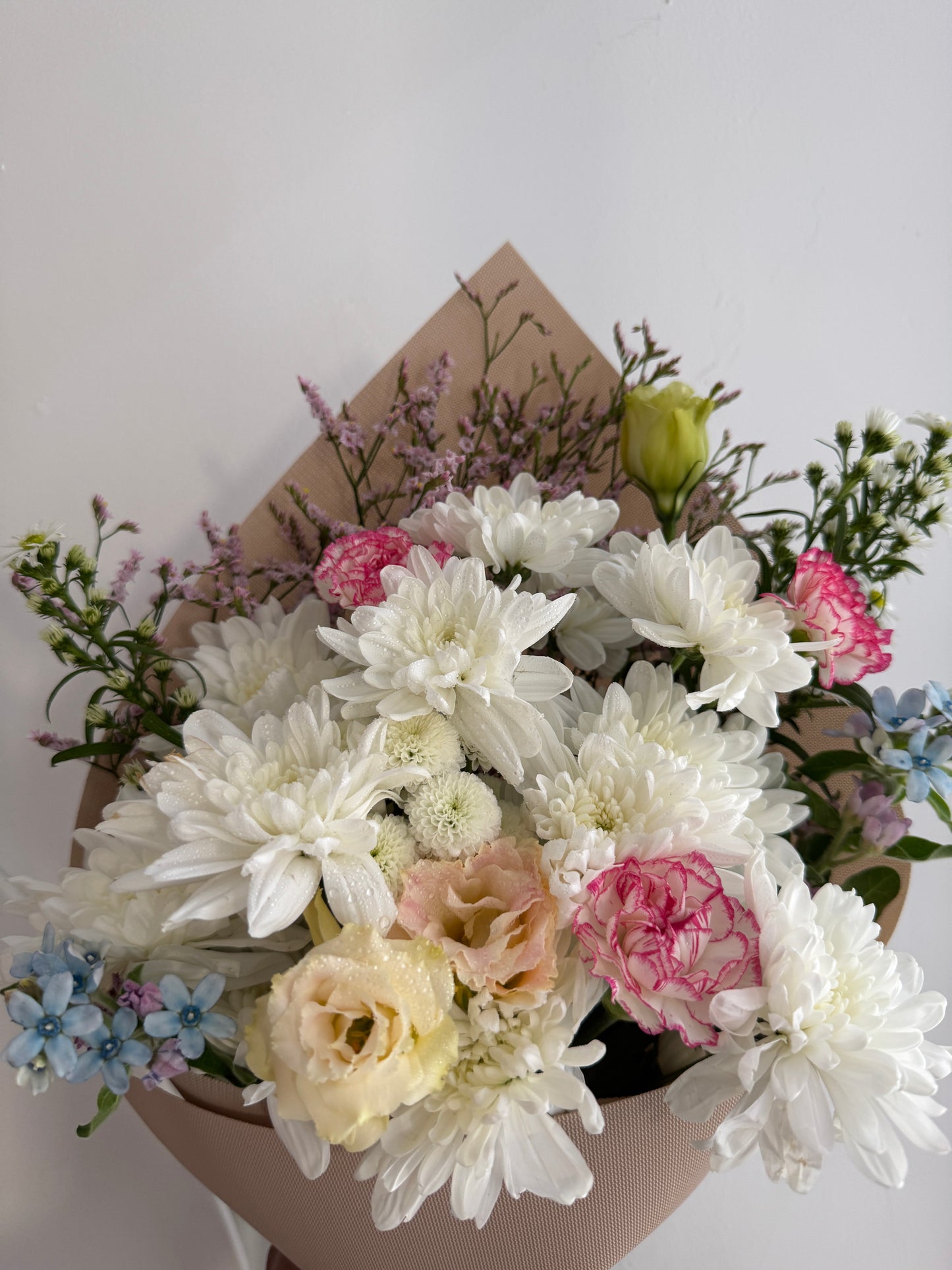 Daily Bunch (Vase Arrangement)
