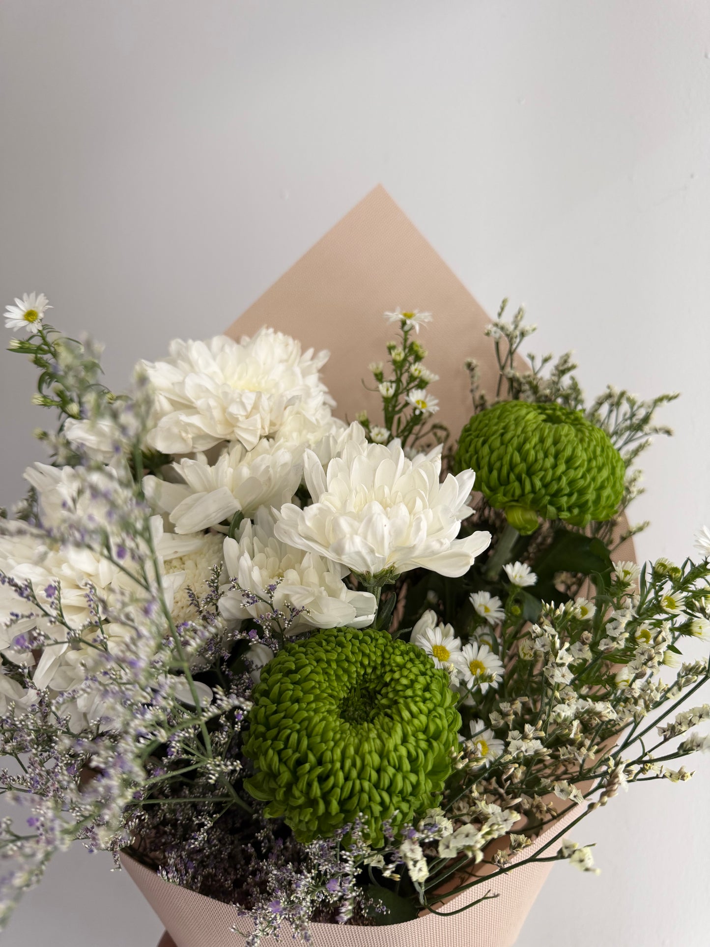Daily Bunch (Vase Arrangement)
