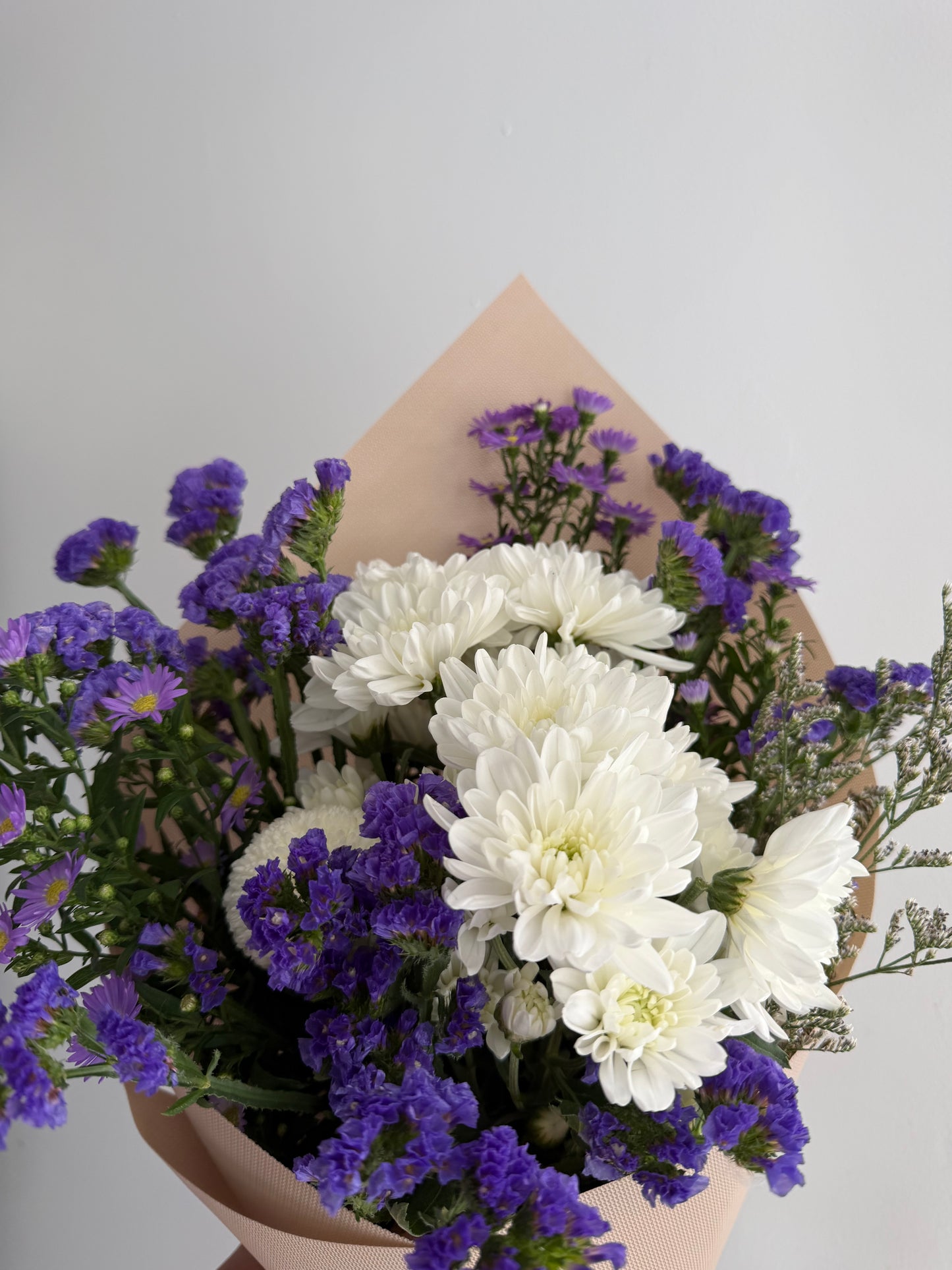 Daily Bunch (Vase Arrangement)
