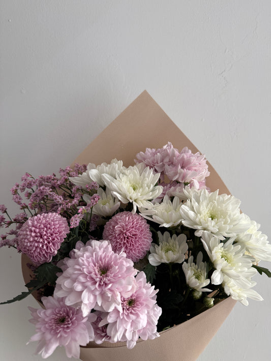 Daily Bunch (Vase Arrangement)