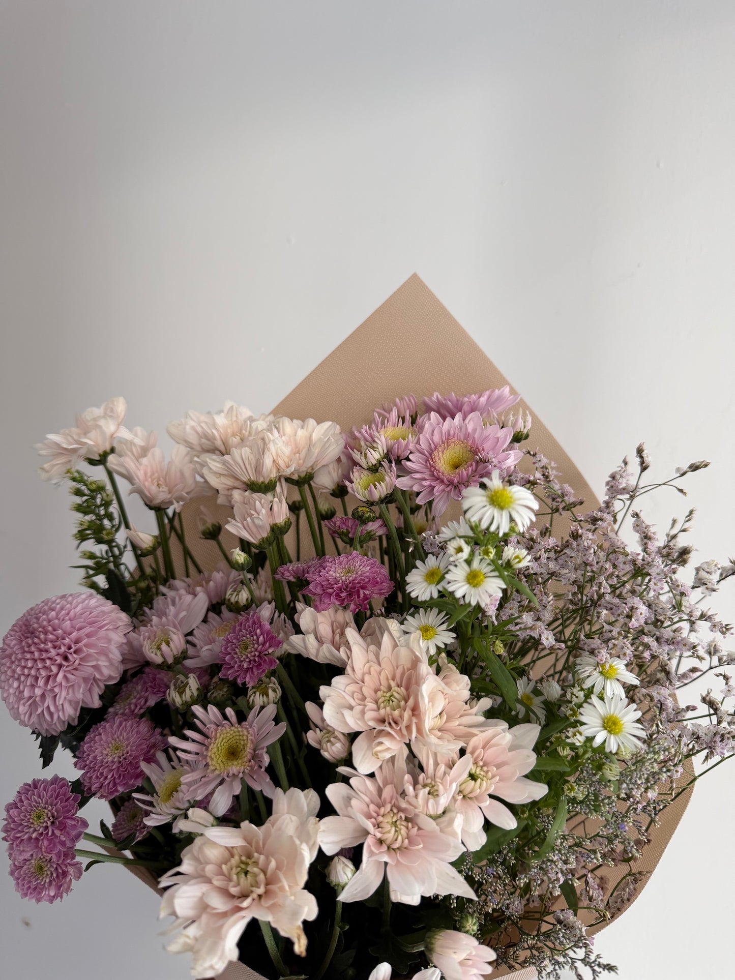 Daily Bunch (Vase Arrangement)