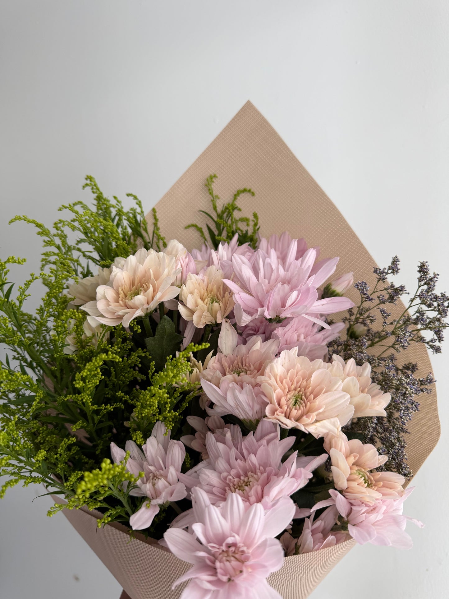 Daily Bunch (Vase Arrangement)