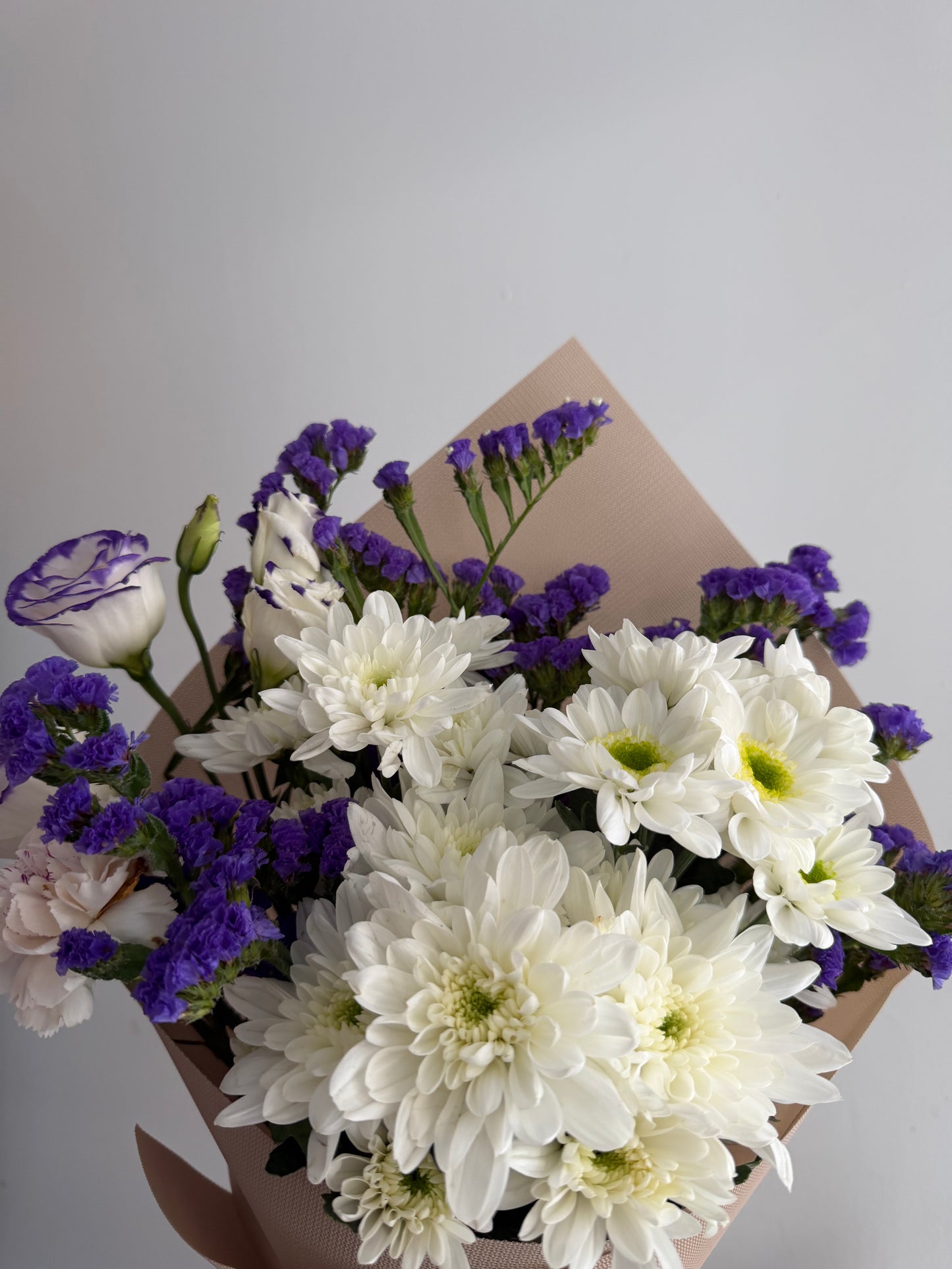 Daily Bunch (Vase Arrangement)